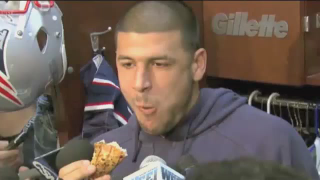 Patriots TE Aaron Hernandez Ate A Piece Of Grilled Chicken In The Locker Room Today